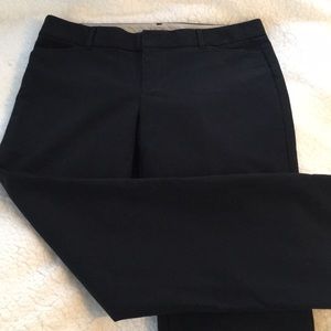 Gap Straight Leg Black Psnts
